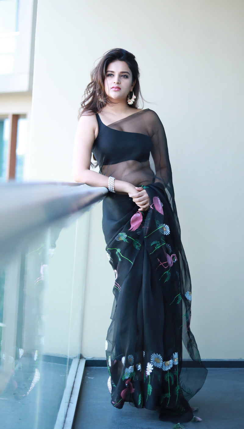 Nidhhi Agerwal In Black Flamingo Hand Painted Saree